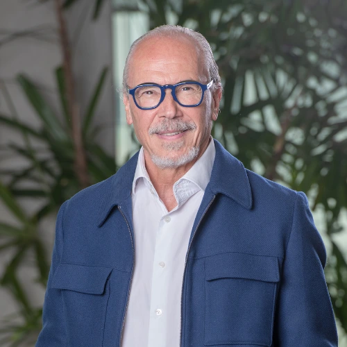 CAPE 10 Team Portrait von emUniv. Prof. Dr. Siegfried Meryn