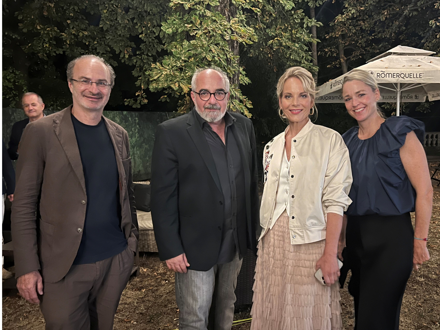 Georg Hoanzl, Michael Niavarani, Elīna Garanča und Silvia Bruni