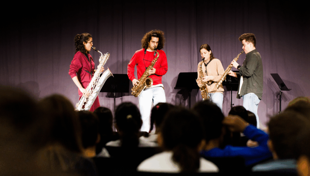 Das Maat Saxophone Quartet auf der Bühne im CAPE 10.